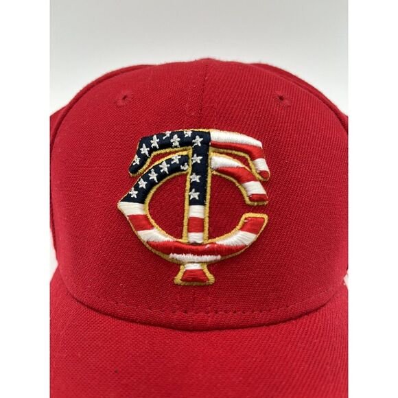 NEW Era MINNESOTA TWINS Red  Stars & Stripes Fitted Cap Size Small/Medium Rare - Picture 6 of 9